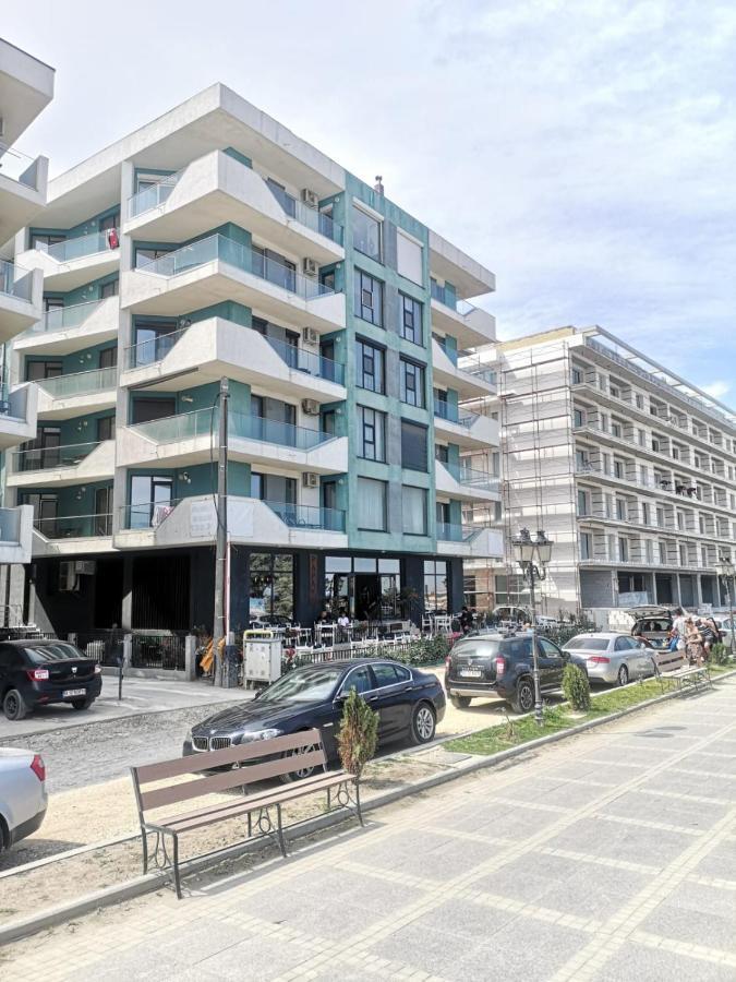 Апартаменти Garsoniera Papaya Beach Неводарі Екстер'єр фото